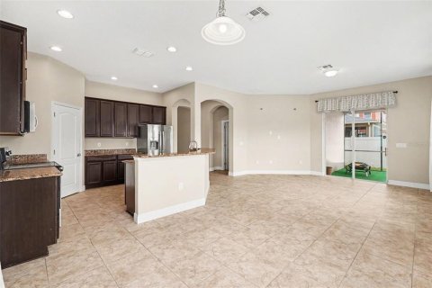 Villa ou maison à vendre à Wesley Chapel, Floride: 4 chambres, 223.89 m2 № 2218822 - photo 8