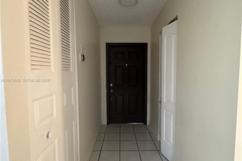 Adosado en alquiler en Miami, Florida, 3 dormitorios, 95.5 m2 № 2034079 - foto 7
