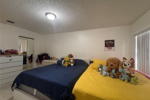 Adosado en alquiler en Miami, Florida, 3 dormitorios, 95.5 m2 № 2034079 - foto 12