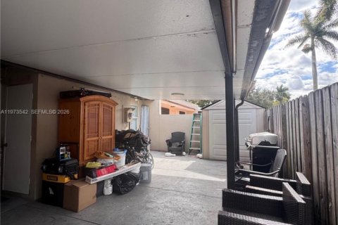 Adosado en alquiler en Miami, Florida, 3 dormitorios, 95.5 m2 № 2034079 - foto 14