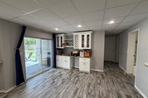 Villa ou maison à louer à Orlando, Floride: 3 chambres, 217.02 m2 № 2119153 - photo 9