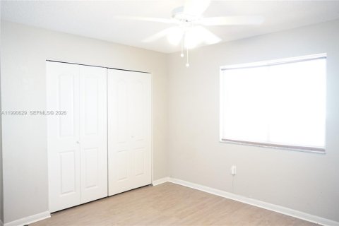 Condominio en venta en Miami, Florida, 4 dormitorios № 2153979 - foto 5