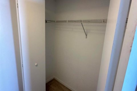 Снять в аренду кондоминиум в Уэст-Палм-Бич, Флорида 3 комнаты, 82.4м2, № 2265853 - фото 21