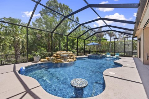 House in Palm City, Florida 3 bedrooms, 237.37 sq.m. № 2175478 - photo 6
