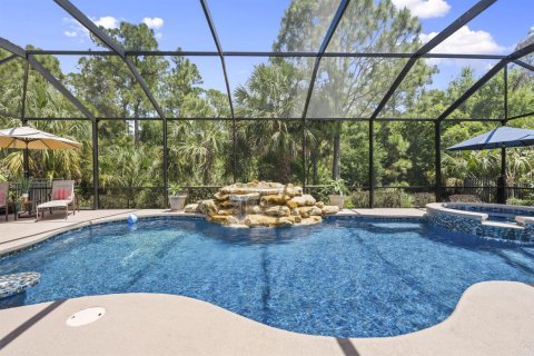 House in Palm City, Florida 3 bedrooms, 237.37 sq.m. № 2175478 - photo 3