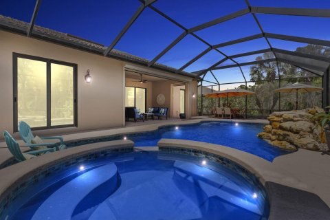 House in Palm City, Florida 3 bedrooms, 237.37 sq.m. № 2175478 - photo 2