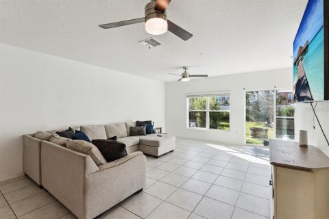 Touwnhouse à vendre à Sanford, Floride: 3 chambres, 146.32 m2 № 2434566 - photo 10