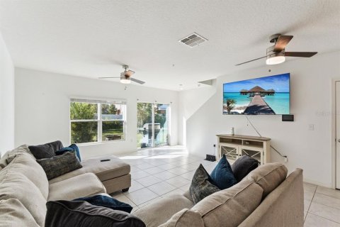 Touwnhouse à vendre à Sanford, Floride: 3 chambres, 146.32 m2 № 2434566 - photo 12