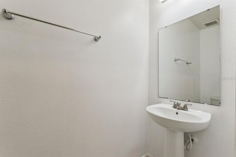 Touwnhouse à vendre à Sanford, Floride: 3 chambres, 146.32 m2 № 2434566 - photo 18