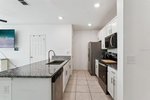 Touwnhouse à vendre à Sanford, Floride: 3 chambres, 146.32 m2 № 2434566 - photo 16
