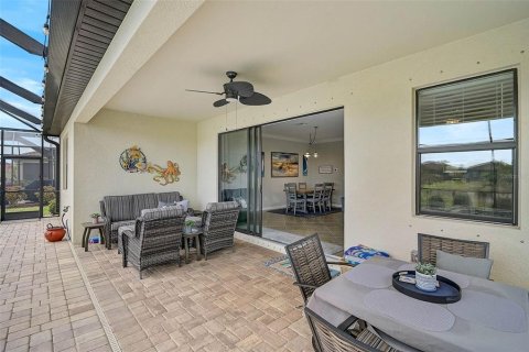 House in Venice, Florida 4 bedrooms, 205.69 sq.m. № 1677922 - photo 26