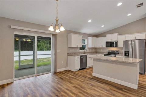 House in Dunnellon, Florida 3 bedrooms, 134.99 sq.m. № 1885165 - photo 10