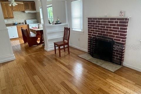 House in Clearwater, Florida 2 bedrooms, 83.61 sq.m. № 1904054 - photo 4