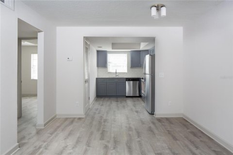 Appartement à louer à Tampa, Floride: 2 chambres, 71.53 m2 № 2434856 - photo 6
