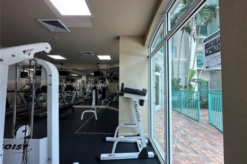 Copropriété à louer à South Miami, Floride: 2 chambres, 93.83 m2 № 1971490 - photo 26