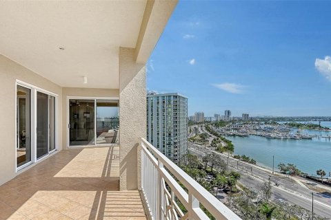 Condominio en venta en Sarasota, Florida, 3 dormitorios, 348.48 m2 № 1560031 - foto 12