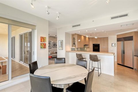 Condominio en venta en Sarasota, Florida, 3 dormitorios, 348.48 m2 № 1560031 - foto 18