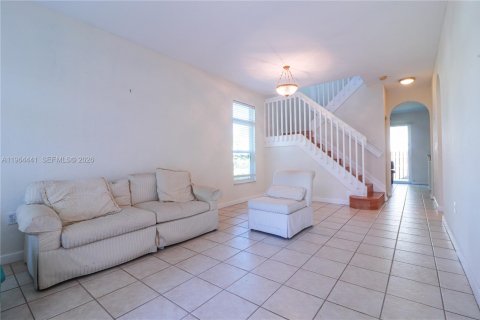 Touwnhouse à louer à Doral, Floride: 3 chambres, 155.7 m2 № 2028184 - photo 6