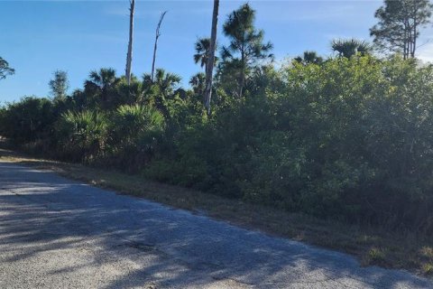 Terrain à vendre à North Port, Floride № 2228585 - photo 6