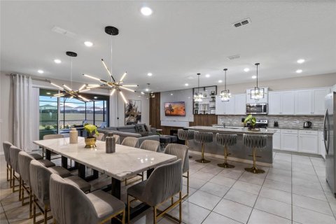 Villa ou maison à vendre à Davenport, Floride: 8 chambres, 408.68 m2 № 1613882 - photo 16
