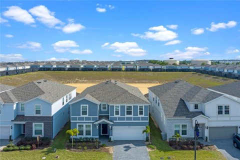 Casa en venta en Davenport, Florida, 8 dormitorios, 408.68 m2 № 1613882 - foto 6