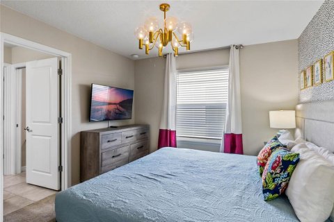 Casa en venta en Davenport, Florida, 8 dormitorios, 408.68 m2 № 1613882 - foto 23