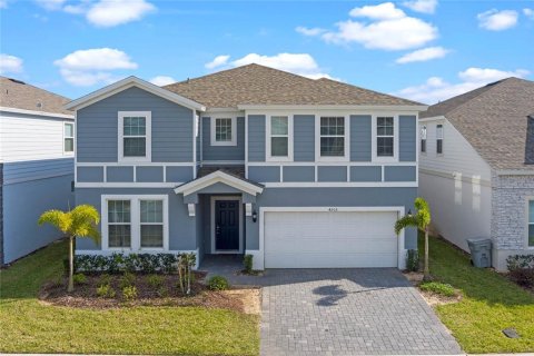 House in Davenport, Florida 8 bedrooms, 408.68 sq.m. № 1613882 - photo 1