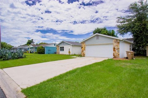 House in Kissimmee, Florida 4 bedrooms, 163.97 sq.m. № 1837536 - photo 2