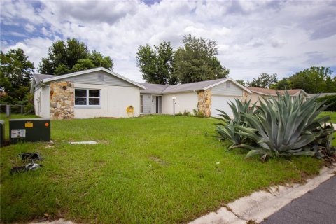 House in Kissimmee, Florida 4 bedrooms, 163.97 sq.m. № 1837536 - photo 5