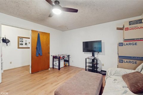 Casa en venta en Gainesville, Florida, 4 dormitorios, 185.43 m2 № 1865852 - foto 11