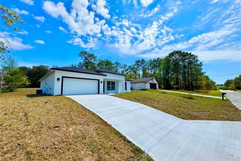 Villa ou maison à vendre à Citrus Springs, Floride: 3 chambres, 142.05 m2 № 1613710 - photo 3