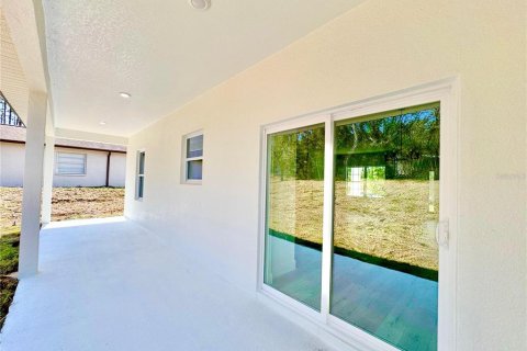 Villa ou maison à vendre à Citrus Springs, Floride: 3 chambres, 142.05 m2 № 1613710 - photo 11