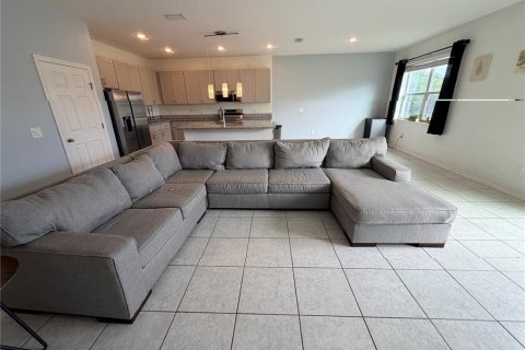 Villa ou maison à vendre à Haines City, Floride: 4 chambres, 176.51 m2 № 2402840 - photo 10