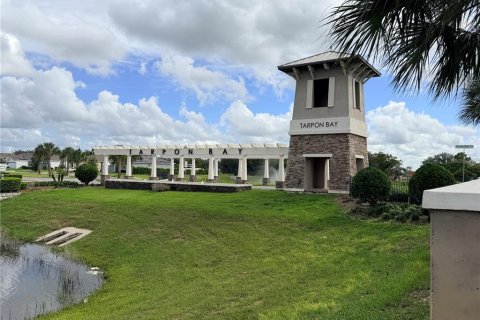 Villa ou maison à vendre à Haines City, Floride: 4 chambres, 176.51 m2 № 2402840 - photo 20