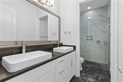 Купить виллу или дом в Орландо, Флорида 13 комнат, 420.38м2, № 2122761 - фото 26