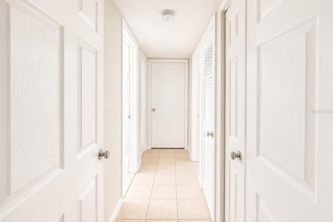 Copropriété à louer à Altamonte Springs, Floride: 2 chambres, 91.42 m2 № 2284146 - photo 8