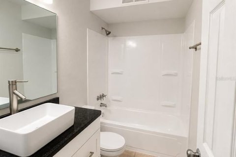 Copropriété à louer à Altamonte Springs, Floride: 2 chambres, 91.42 m2 № 2284146 - photo 6