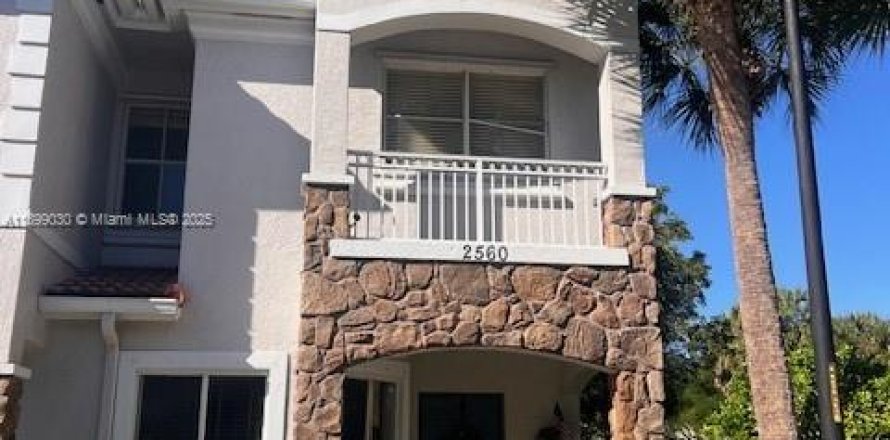 Condo in Miramar, Florida, 3 bedrooms № 1957314