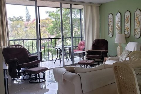 Copropriété à louer à Lauderhill, Floride: 1 chambre, 72.46 m2 № 1938517 - photo 10