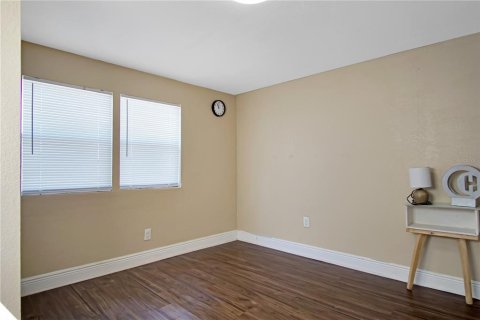 Apartamento en alquiler en Davenport, Florida, 2 dormitorios, 53.51 m2 № 2156277 - foto 13