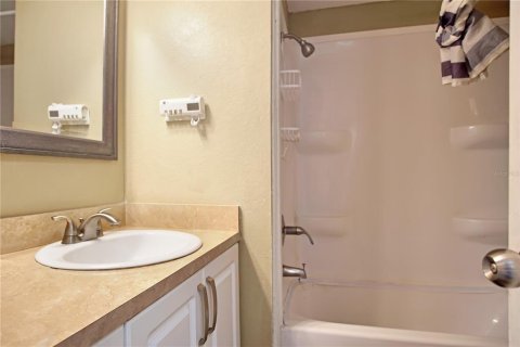 Apartamento en alquiler en Davenport, Florida, 2 dormitorios, 53.51 m2 № 2156277 - foto 15