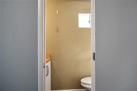 Apartamento en alquiler en Davenport, Florida, 2 dormitorios, 53.51 m2 № 2156277 - foto 12