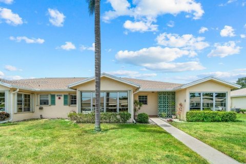 Condominio en venta en Delray Beach, Florida, 2 dormitorios, 110.18 m2 № 1956143 - foto 1