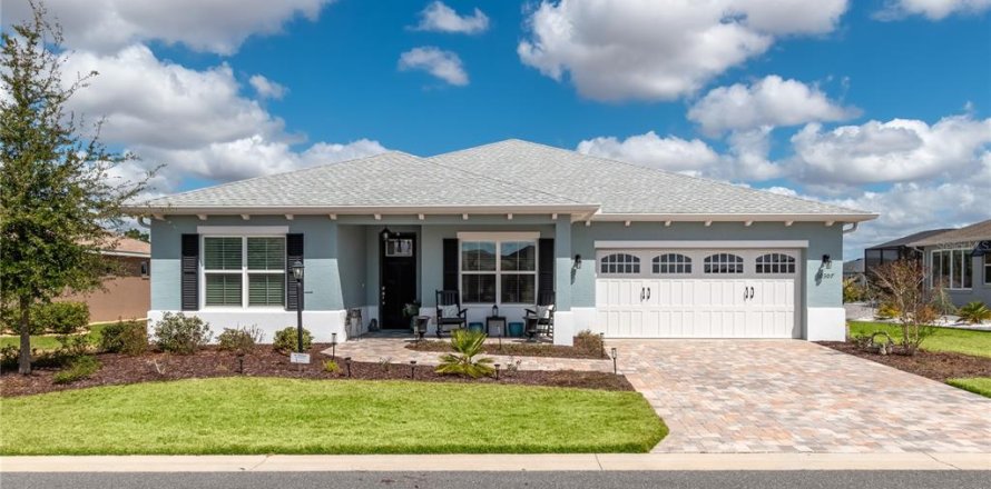 Villa ou maison à Ocala, Floride 2 chambres, 184.23 m2 № 2143589