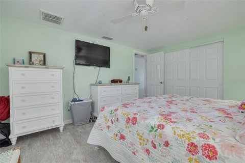 House in Hudson, Florida 3 bedrooms, 147.53 sq.m. № 1584025 - photo 21
