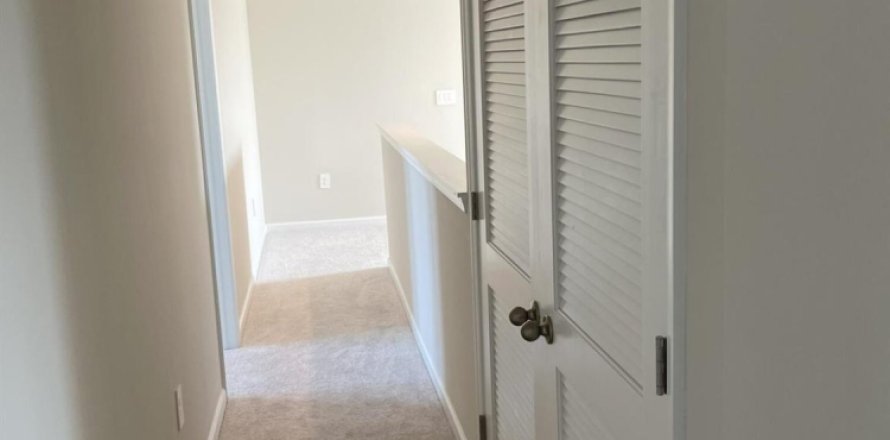 Casa en Fort Pierce, Florida 4 dormitorios, 199.46 m2 № 1151403