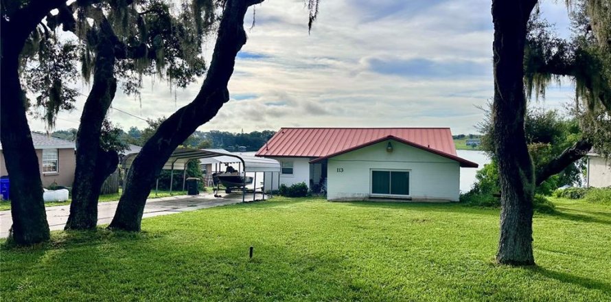 House in Lake Placid, Florida 3 bedrooms, 139.91 sq.m. № 1637023