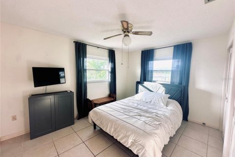 House in Lake Placid, Florida 3 bedrooms, 139.91 sq.m. № 1637023 - photo 10