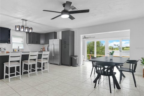 House in Lake Placid, Florida 3 bedrooms, 139.91 sq.m. № 1637023 - photo 21
