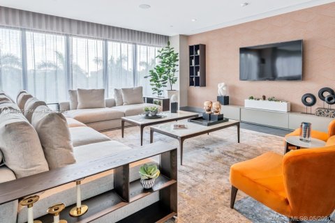 Купить кондоминиум в Дорал, Флорида 1 спальня, 60.48м2, № 1930364 - фото 19